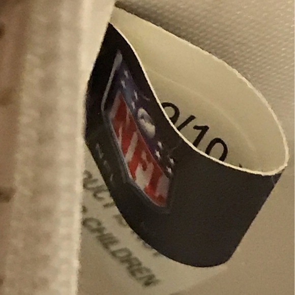 Vintage NFL Colts Accessories Bottle Cap Seat Belt Opener Handbag Mini Bag Tags - Picture 10 of 13